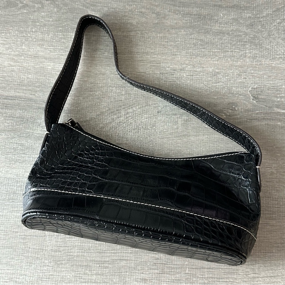 Tommy Hilfiger Black Shoulder Bag